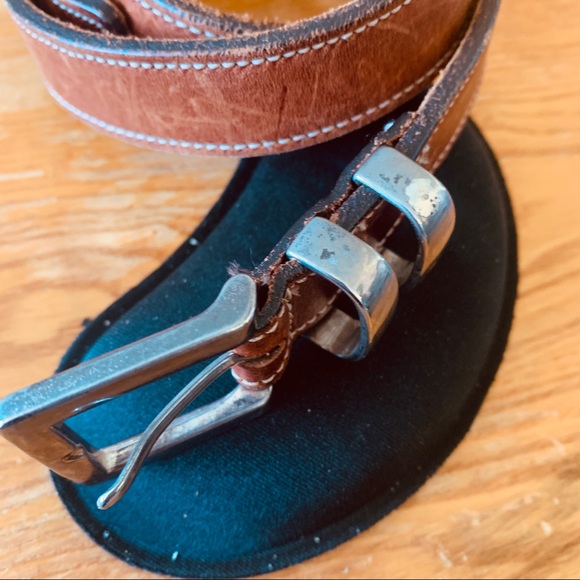 Unbranded Women's Brown Leather Belt with Contrast Stitch Size Small - Picture 13 of 16